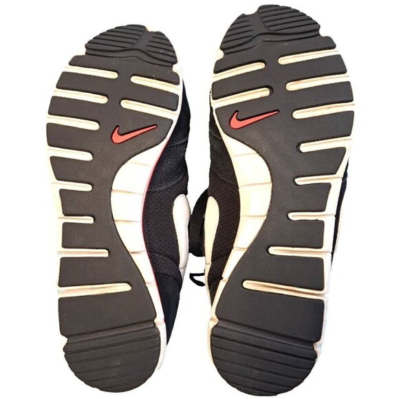 Nike Women's 7 Black White Siren Red Eclipse NM Low Cut Sneakers - Picture 10 of 10